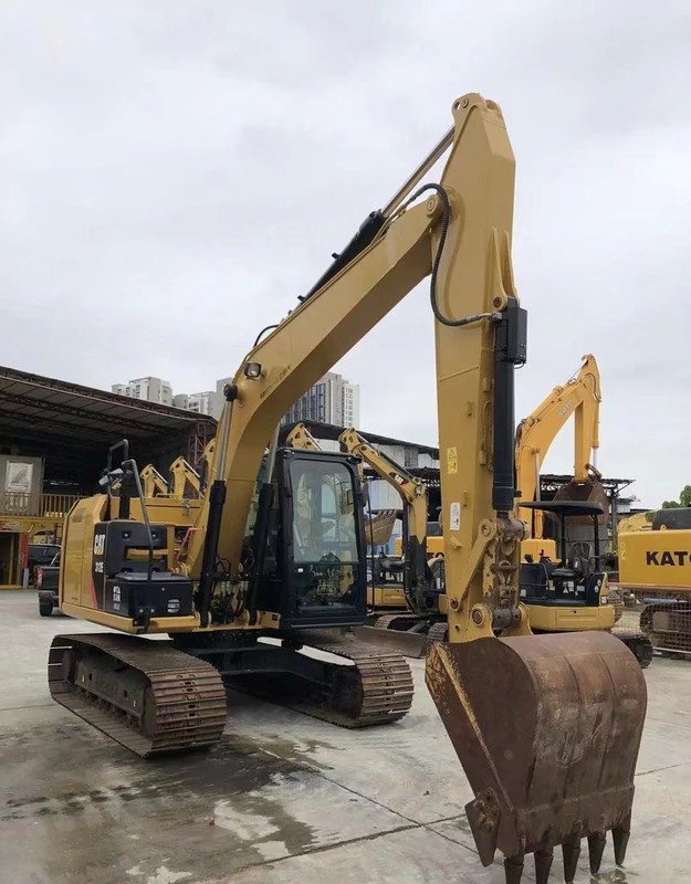 Excavatrice japonaise importée CAT 312E de seconde main de haute qualité 12 - 15 tonnes