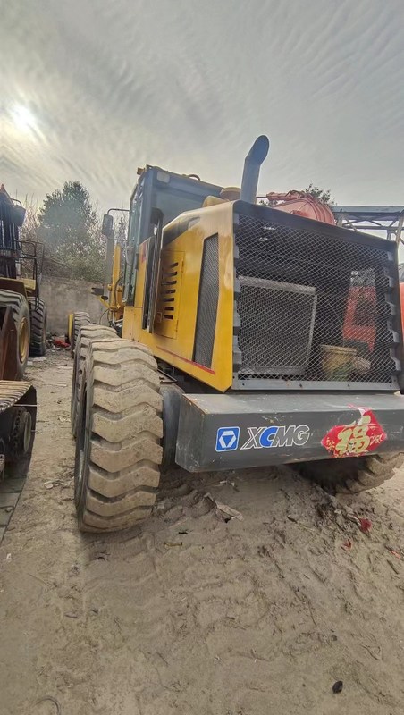 XCMG 180 Grader de Chine Utilisation normale Bonne qualité et prix abordable