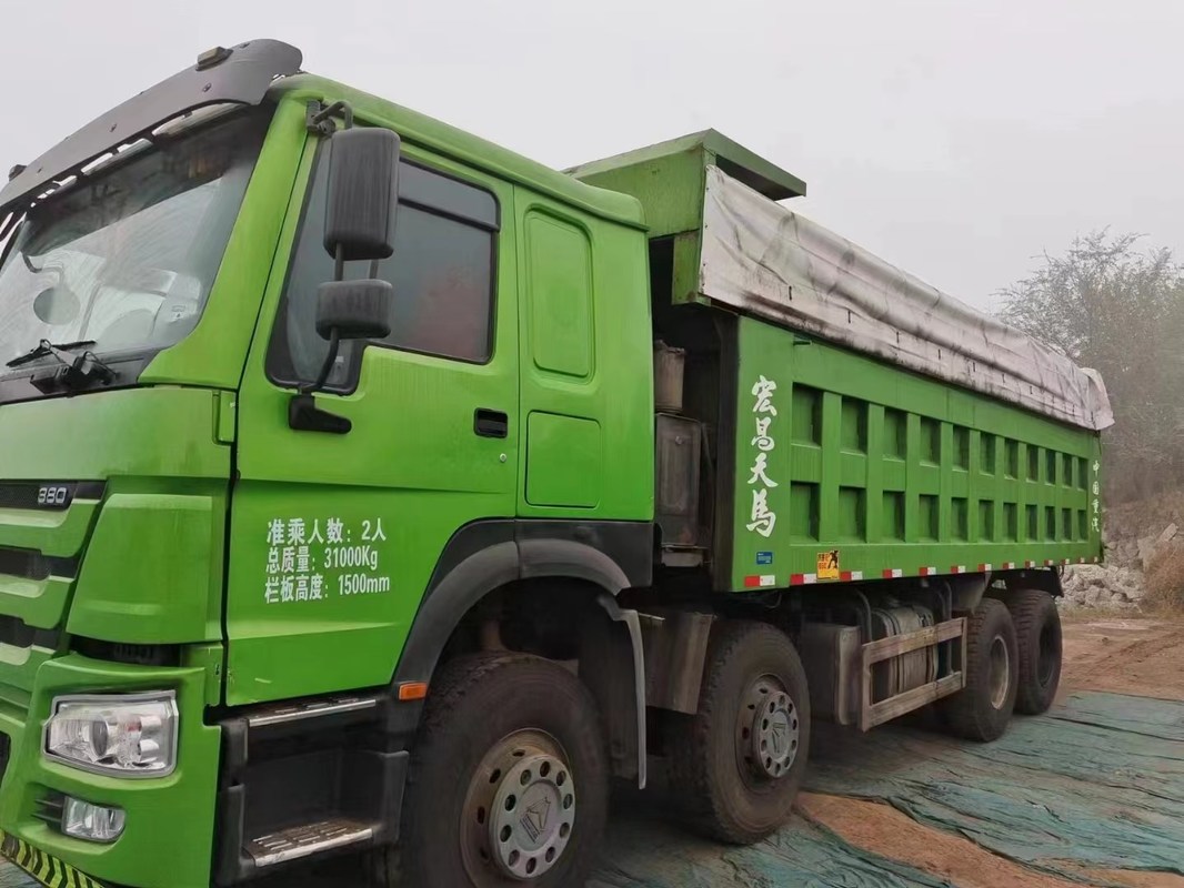 Groupe national chinois de camions lourds HOWO, camions d'occasion de qualité supérieure