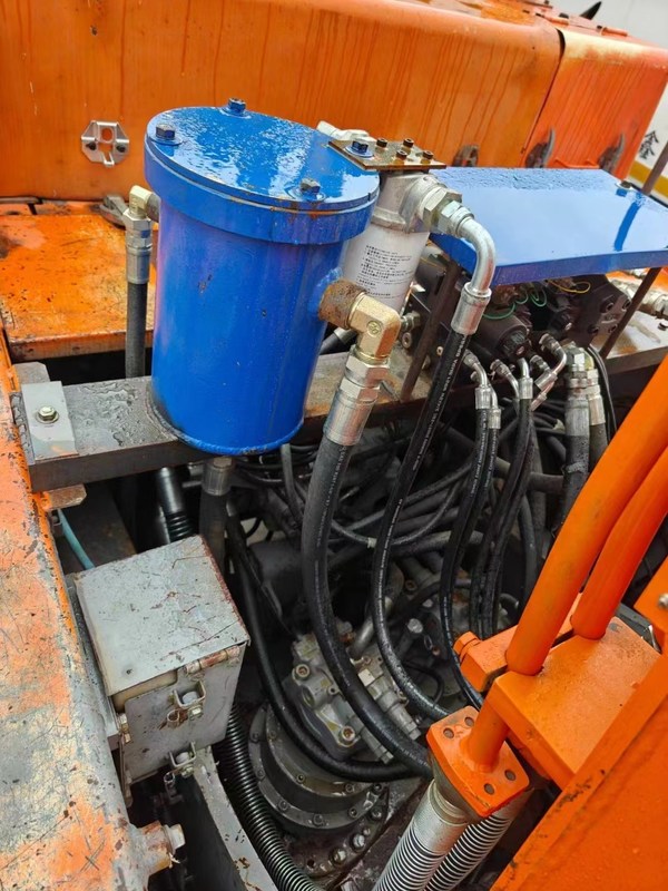 Une excavatrice haute performance Hitachi 470 LC-3: votre prochain partenaire lourd!