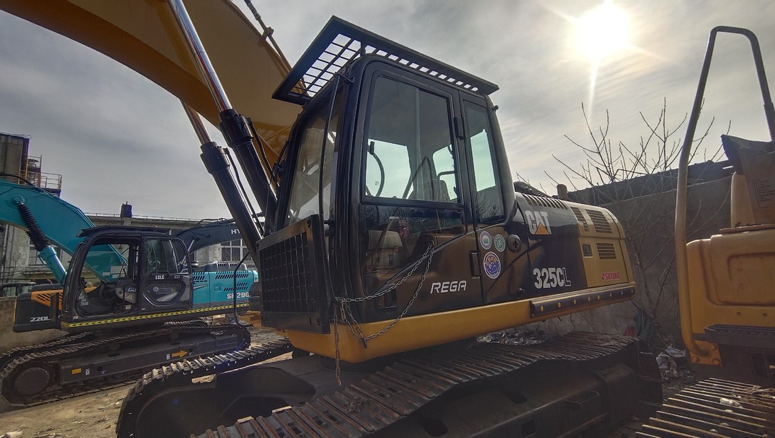 Offre de grande valeur: Excavateur Cat 325 CL utilisé à vendre, en bon état