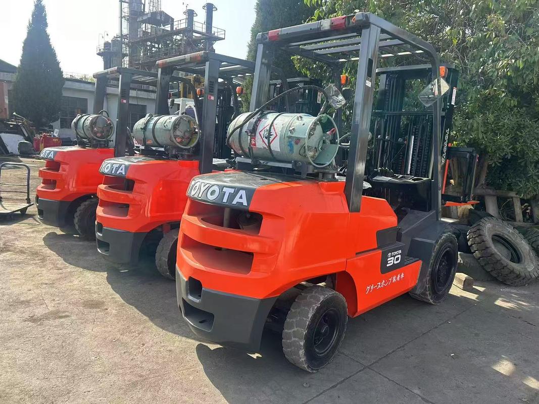 Chariot élévateur Toyota d'occasion, chariot élévateur Toyota à carburant, chariot élévateur Toyota à gaz d'occasion, du Japon
