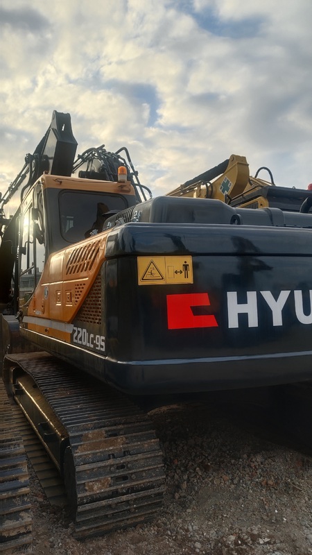 Excavatrices Hyundai d'occasion