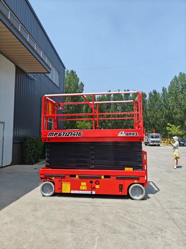 Plateforme de travail pliable en haute altitude, utilisée pour la construction intérieure et les travaux sur les murs extérieurs