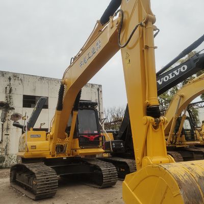PC200 Excavateur Komatsu d'occasion d'une capacité de 1,2 mètre cube