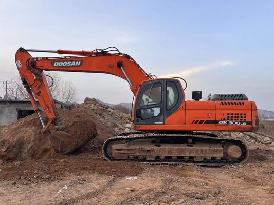 DX300LC excavateur Doushan d'occasion excavateur de peinture d'origine